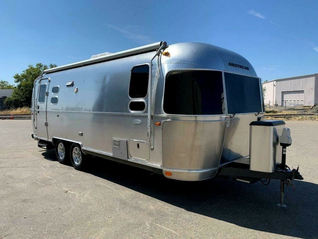 2016 AIRSTREAM FLYING CLOUD 25FB - True RV True RV