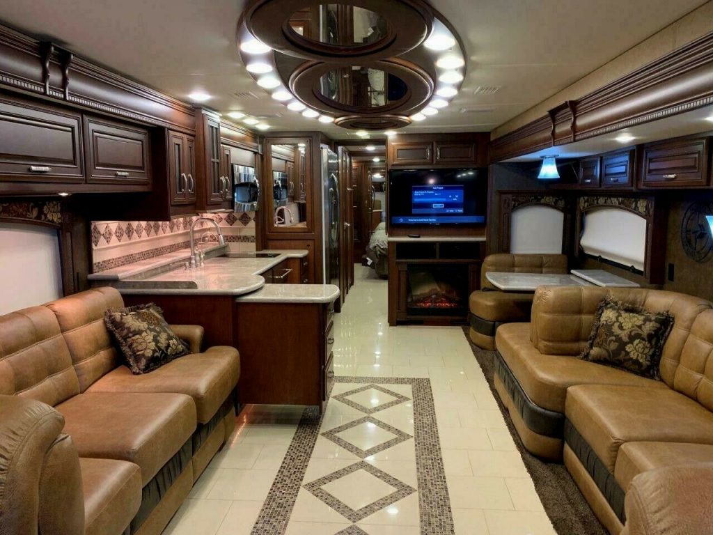 2013 Entegra Anthem 44SL Diesel Pusher Coach - True RV True RV