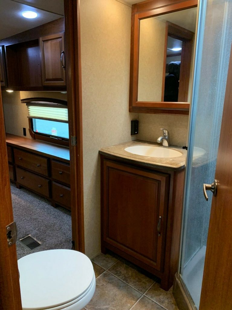 2012 REDWOOD 36RL LUXURY RV FIFTH WHEEL TRAILER 