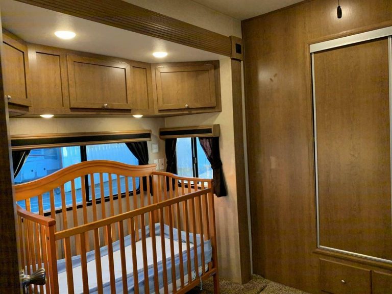 3 bedroom fifth wheel