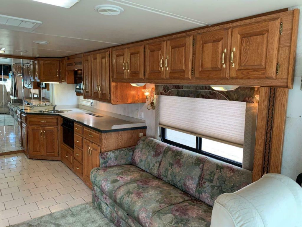 2000 HOLIDAY RAMBLER ENDEAVOR 38WD CLASS A COACH DIESEL PUSHER ...