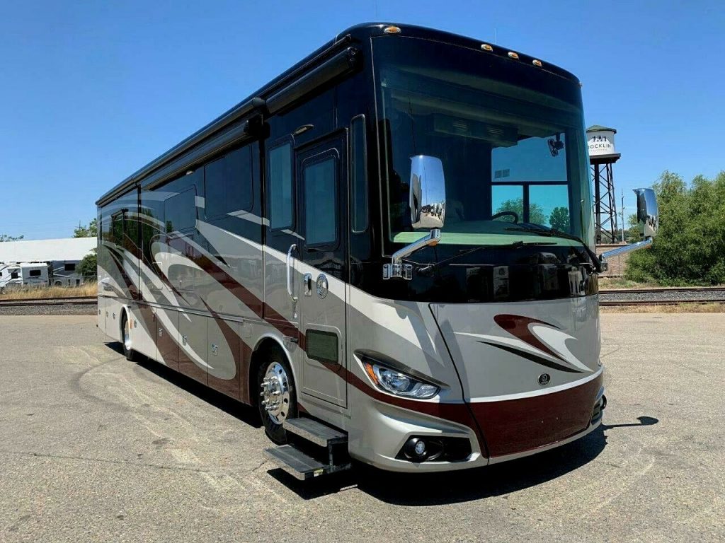 2018 TIFFIN PHAETON XSH 40IH CLASS A COACH DIESEL PUSHER BATH & HALF ...