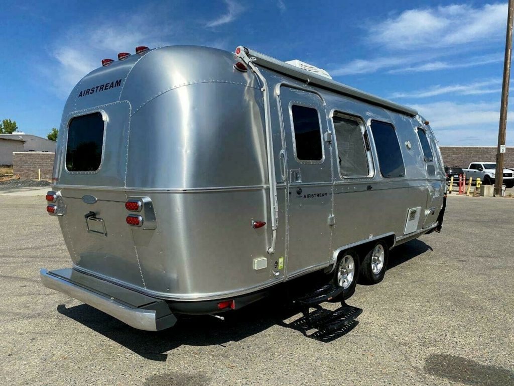 2014 Airstream Flying Cloud 23FB - PROJECT - True RV True RV