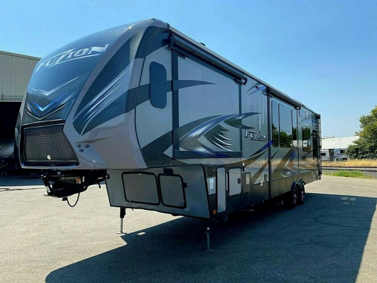 fuzion travel trailers for sale