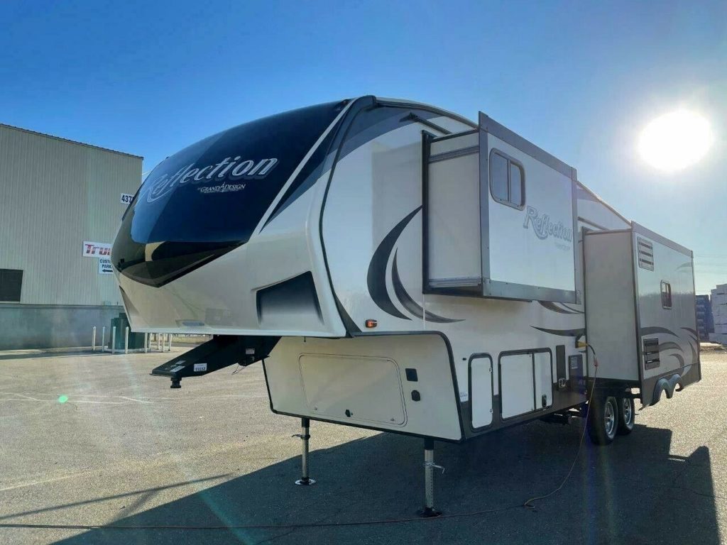 2019 Grand Design Reflection 303 RLS - True RV True RV