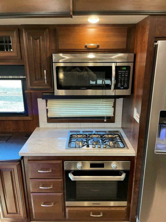 2020 JAYCO PINNACLE 36FBTS LUXURY RV FIFTH WHEEL TRAILER 