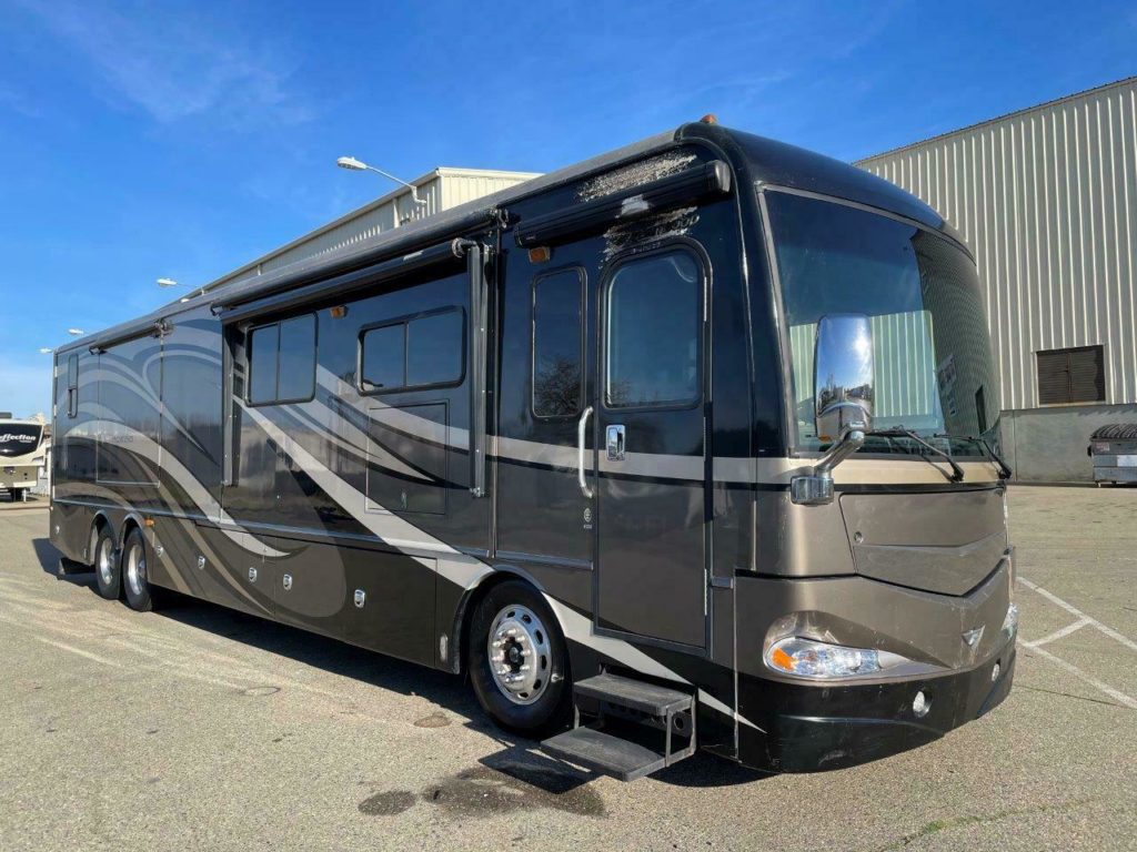 2014 Fleetwood Providence 42m - True RV True RV