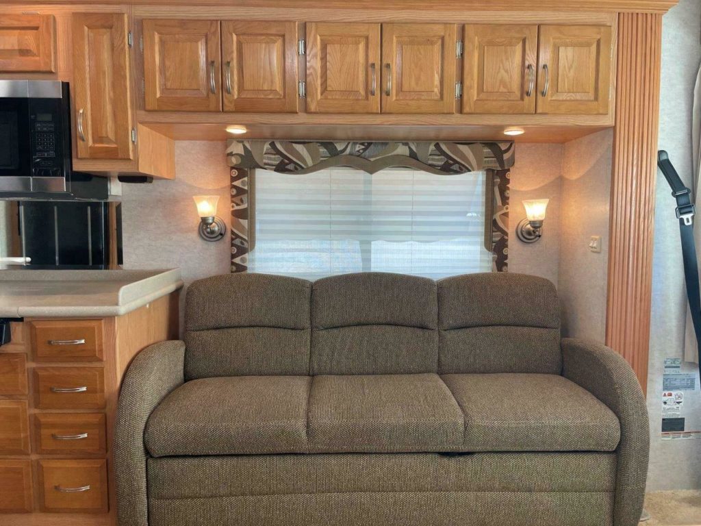 2007 Newmar Canyon Star 3642 Class A Motorhome 