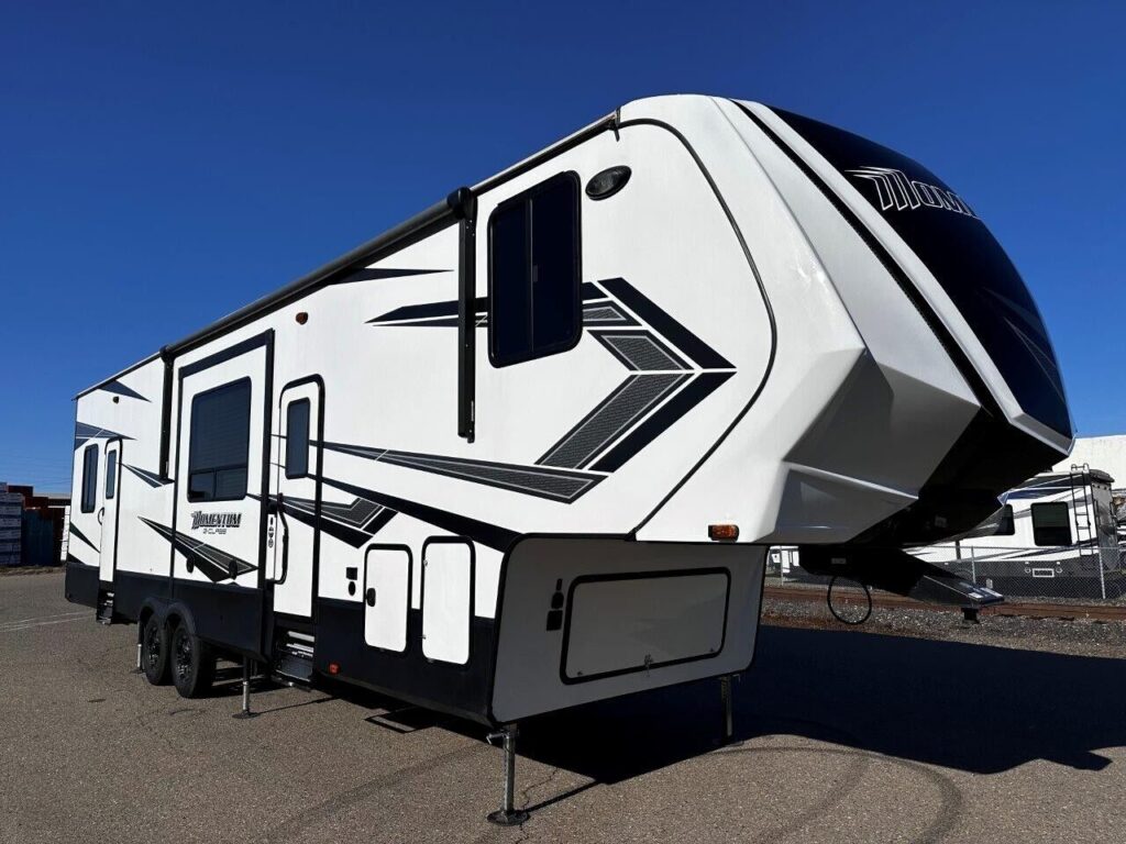 2019 GRAND DESIGN MOMENTUM 350G FIFTH WHEEL TOY HAULER TRAILER "BATH