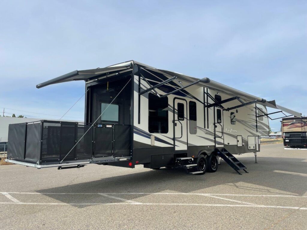 2018 Keystone Fuzion 369 Toy hauler Fifth Wheel 5th 39 Ft - True RV True RV