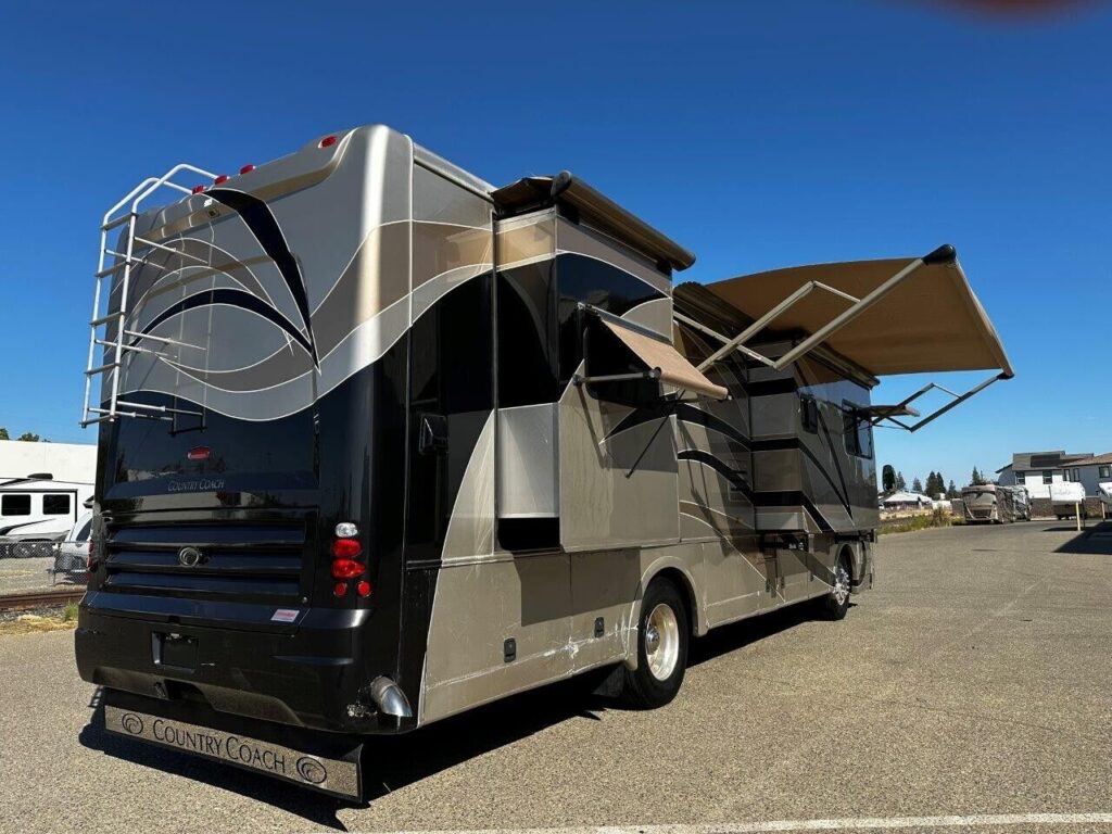 2007 COUNTRY COACH INSPIRE 360 SIENNA CLASS A DIESEL COACH MOTORHOME 2007 COUNTRY COACH INSPIRE 360 SIENNA CLASS A DIESEL COACH MOTORHOME
