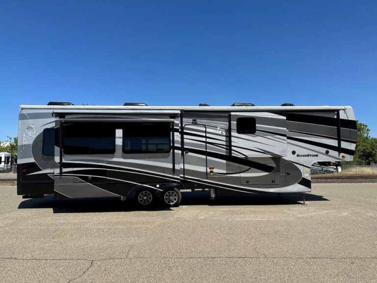 2020 FOREST RIVER RIVERSTONE 39RKFB FIFTH WHEEL TRAVEL TRAILER 