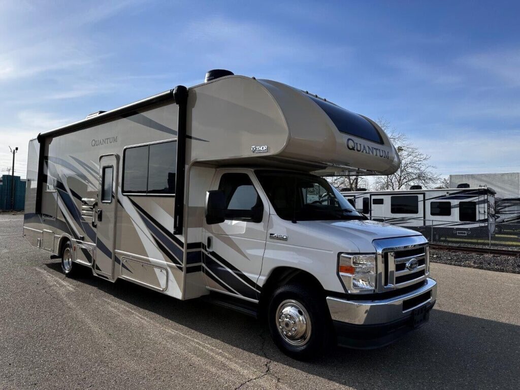 2021 THOR QUANTUM KW29 CLASS C MOTORHOME - True RV True RV