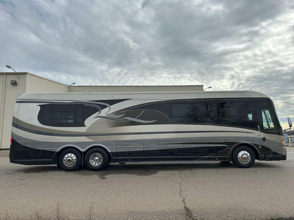 2003 COUNTRY COACH LEXA 45 CLASS A DIESEL PUSHER MOTORHOME 
