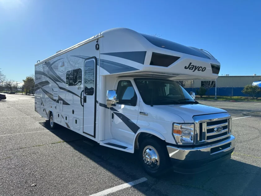 2023 JAYCO GREYHAWK 29MV CLASS C - Image 3