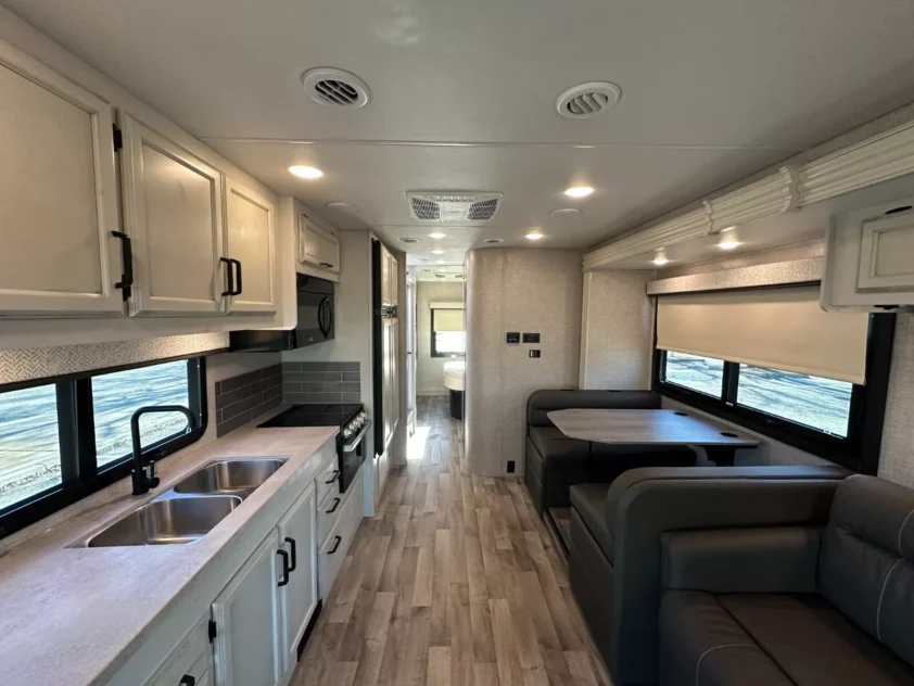 2023 JAYCO GREYHAWK 29MV CLASS C - Image 11