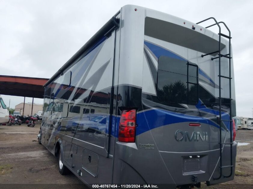 2020 THOR MOTOR COACH OMNI BB35 - Image 3