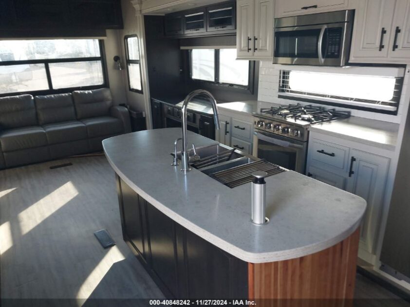 2021 JAYCO PINNACLE 36KPTS - Image 6