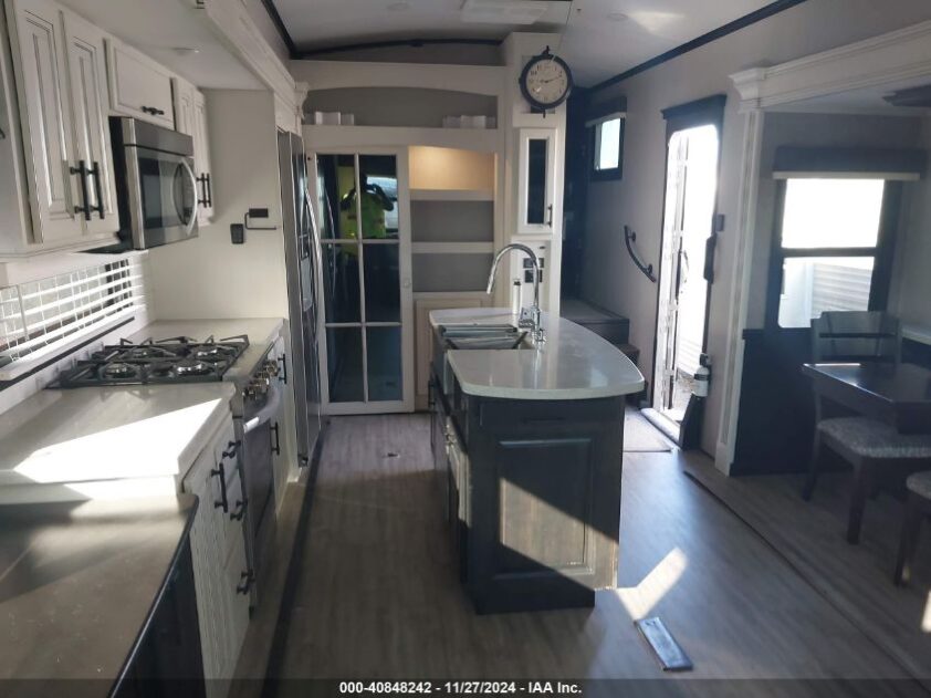 2021 JAYCO PINNACLE 36KPTS - Image 10