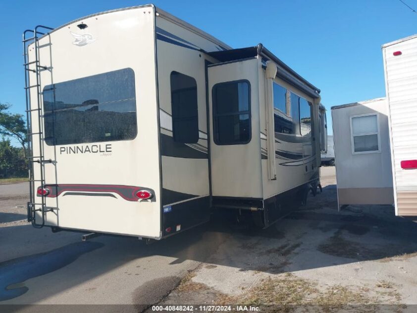 2021 JAYCO PINNACLE 36KPTS - Image 3