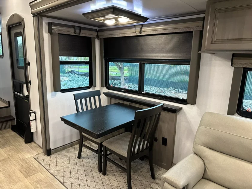 2022 KEYSTONE MONTANA LEGACY 3813MS FIFTH WHEEL TRAILER - Image 21