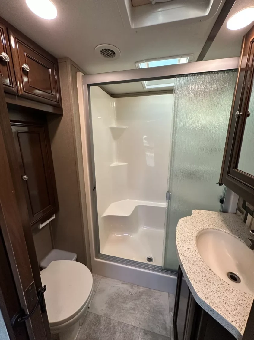 2018 REDWOOD 3991RD FIFTH WHEEL TRAILER "LOADED" - Image 23