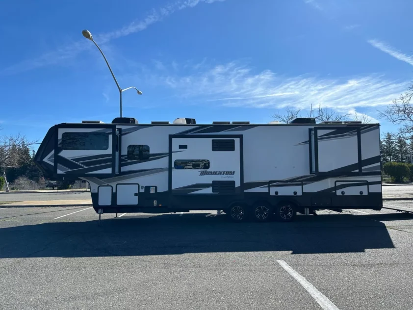 2022 GRAND DESIGN MOMENTUM 376THS TOY HAULER FIFTH WHEEL TRAILER "LOADED!" - Image 6