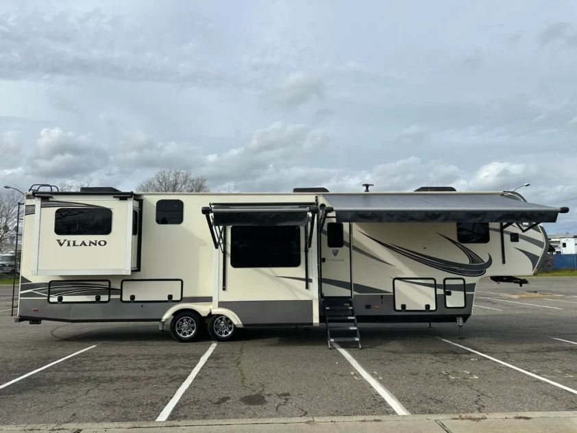 2020 VANLEIGH VILANO 385RD FIFTH WHEEL TRAILER "BEATIFUL!" - Image 10