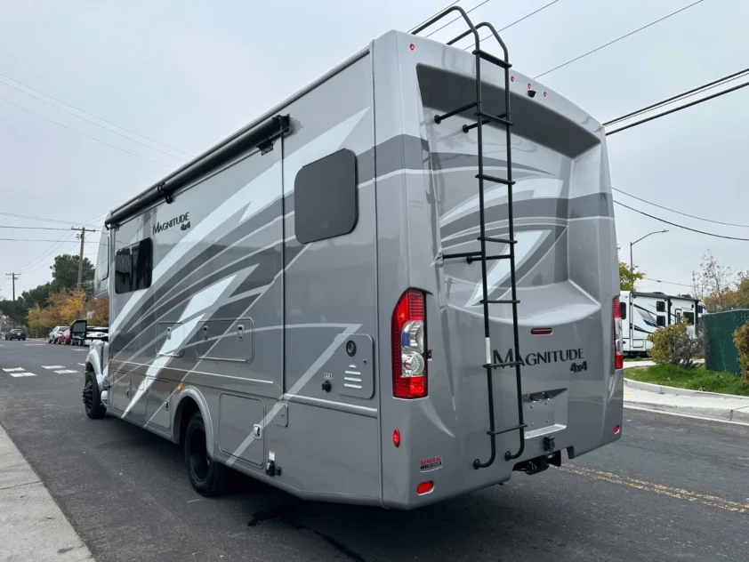 2025 THOR MAGNITUDE AX29 FORD F550 4X4 MOTORHOME OMNI - True RV
