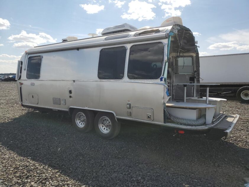 2023 AIRSTREAM INTERIONAL 25FB - Image 3