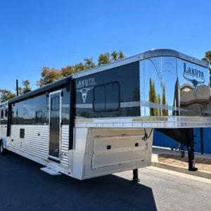 2017 LAKOTA BIGHORN 8417 LIVING QUARTERS "SLIDE" 4 HORSE TRAILER
