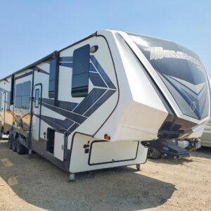 2019 GRAND DESIGN MOMENTUM 397TH